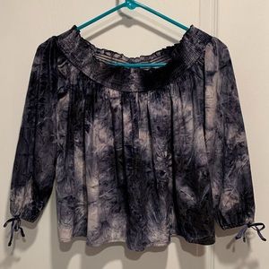 EUC American Eagle Blue/White Boho Crushed Velvet Off-Shoulder Top • Siz…